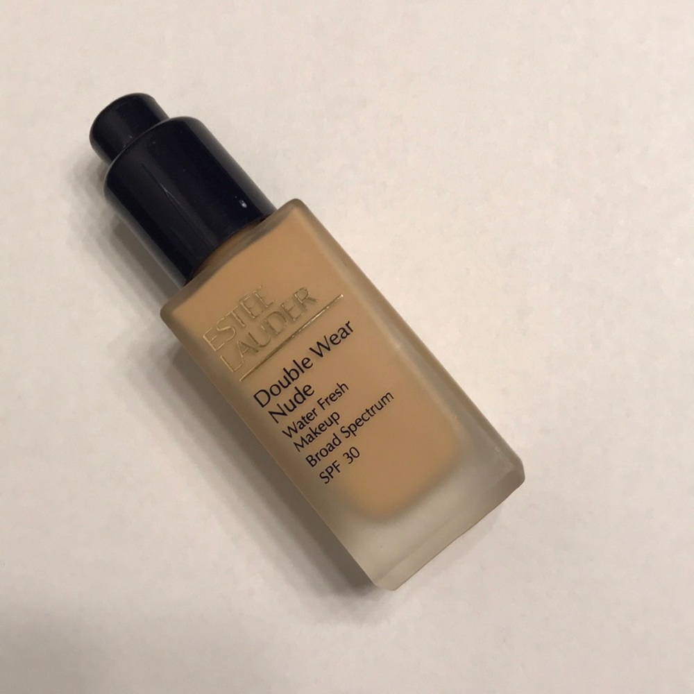 3W1 Estee Lauder DoubleWear Nude with Pump
